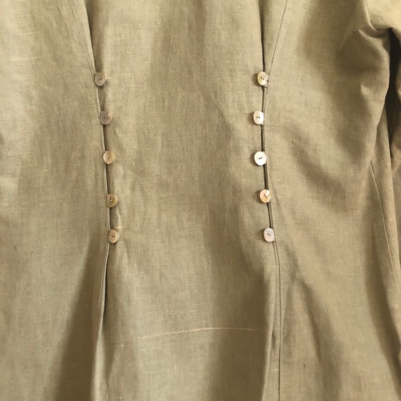 Vintage Oversized Linen Blend Blazer with Interesting Buttons - Picture 8 of 9